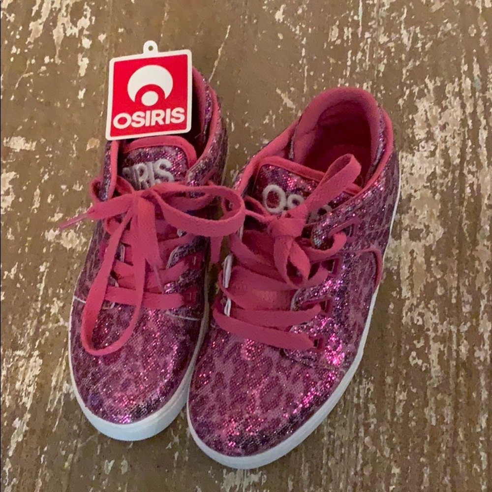 Osiris Sneakers size 3 NEW (w/out box)